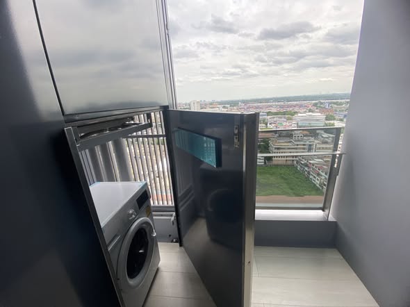 THE ROOM SUKHUMVIT 38 | เดอะรูม สุขุมวิท 38