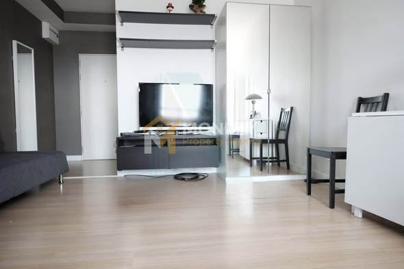 living room of The Seed Mingle