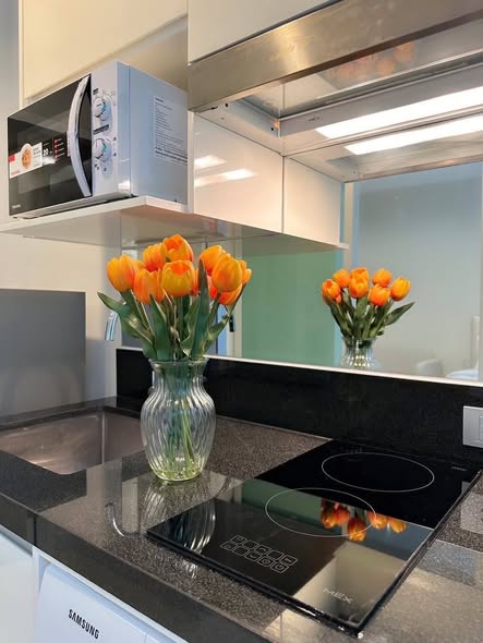 bathroom and kitchen of The Sky Sukhumvit