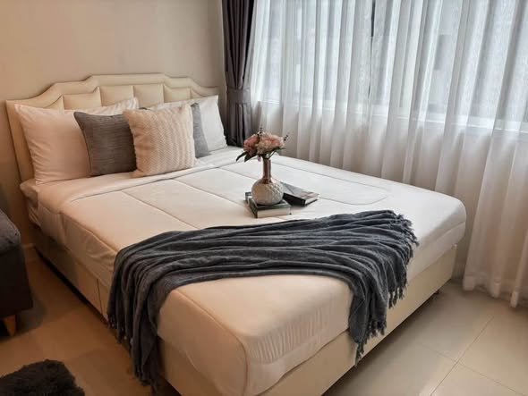 bedroom of The Sky Sukhumvit