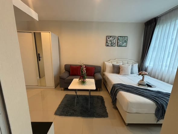 living room and bedroom of The Sky Sukhumvit