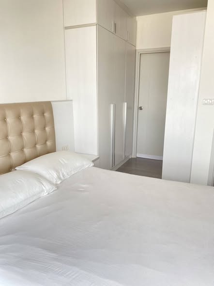 bedroom of The Stage Taopoon – Interchange