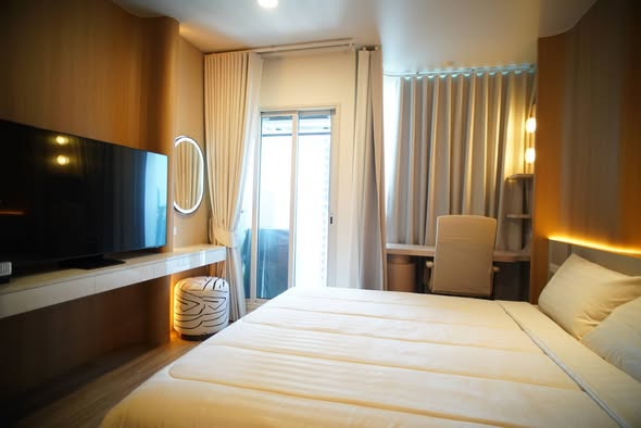 bedroom of The Strand Thonglor