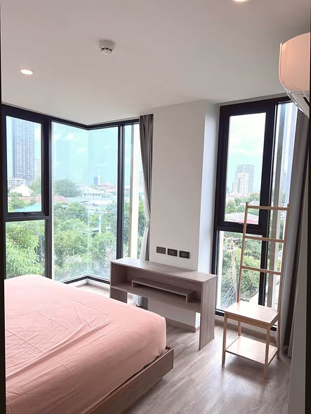 bedroom of The TEAK Sukhumvit 39
