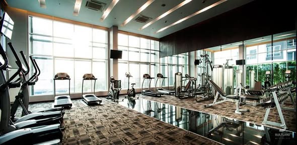 The Tempo Grand Sathon-Wutthakat