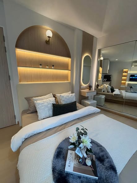 bedroom of The Tempo Ratchada