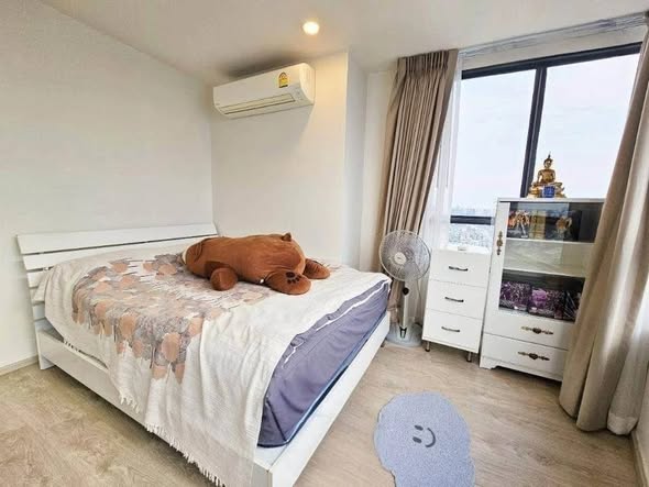 bedroom of The Tree Charan 30