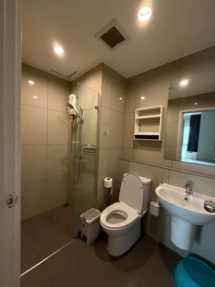 bathroom of The Tree Huamak Interchange