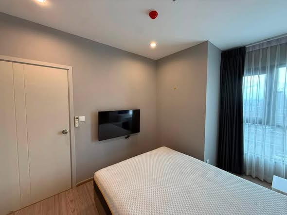 bedroom and room interior of The Tree Huamak Interchange