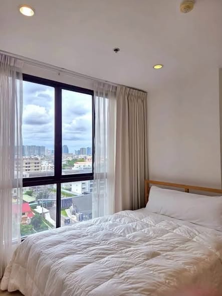 bedroom of The Tree Interchange