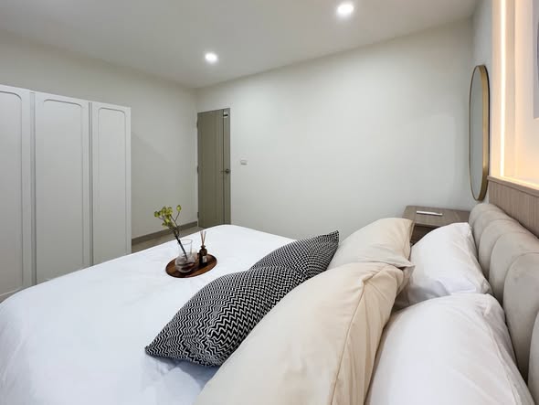 bedroom of The Trio Garden