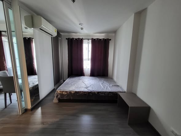 bedroom of The Trust Condo @BTS Erawan