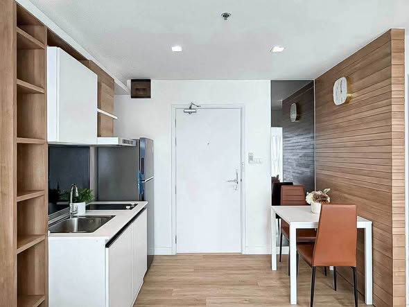 room interior of The Trust Condo Ngamwongwan