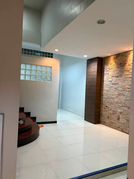 The UP Living Apartment