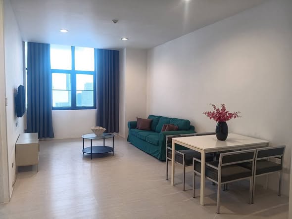 living room of The Waterford Park ตึก 3