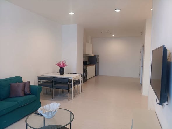 living room of The Waterford Park ตึก 3
