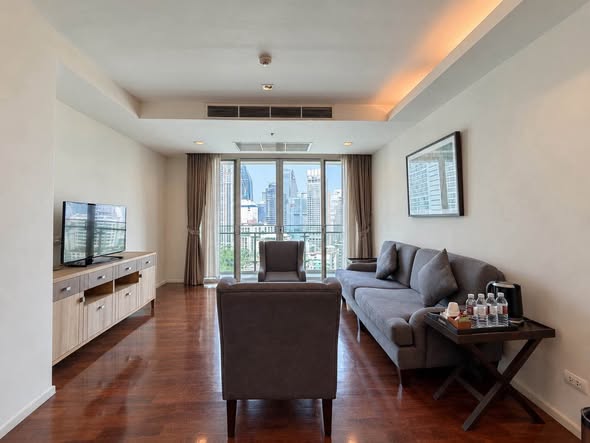living room of THEA Private Suites by TH District