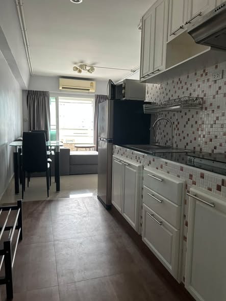 kitchen of Thong Lo Tower