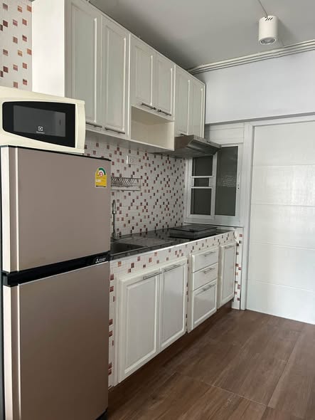kitchen of Thong Lo Tower