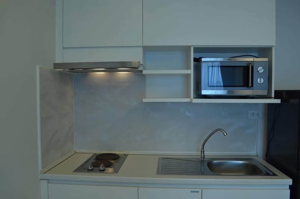 kitchen of Thru Thong Lor