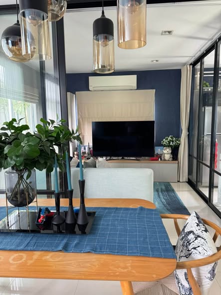 living room and room interior of Trendy Tara Bangna