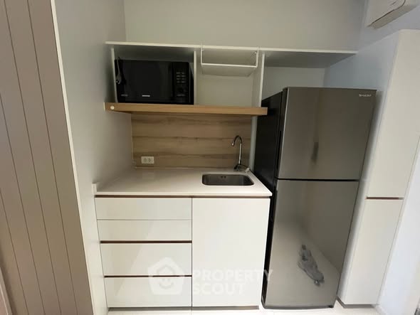 Triple Y Residence