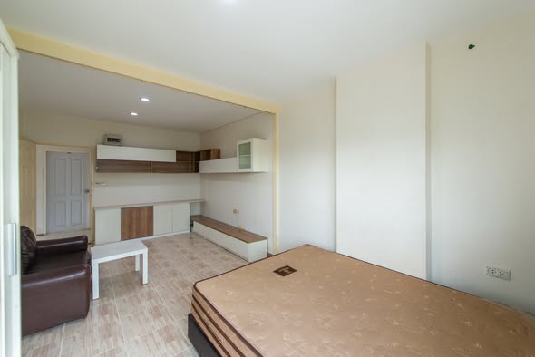 bedroom of U Delight @ Talat Phlu Station
