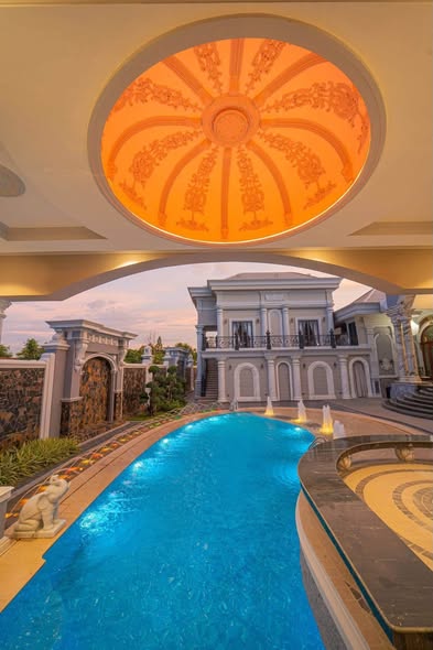 pool of Ultra luxury Condo