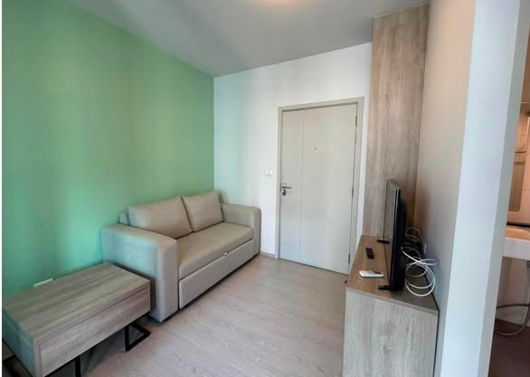 bedroom and living room of UNiO Sukhumvit 72