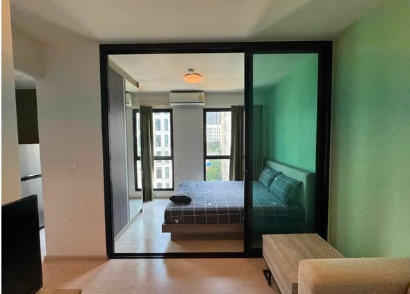 bedroom and room interior of UNiO Sukhumvit 72