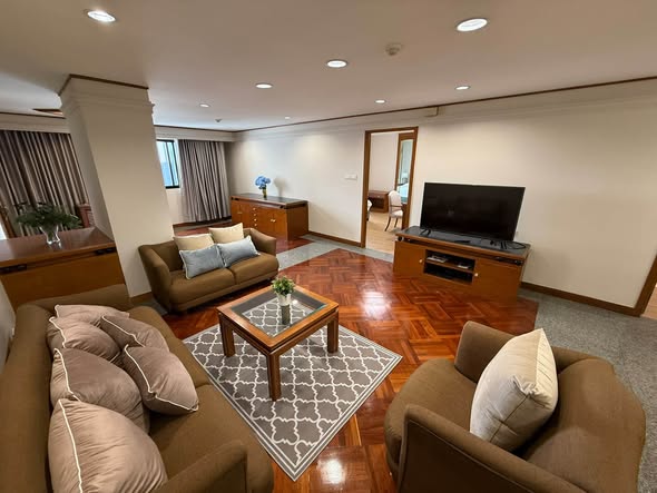 living room of United Tower Thong Lor