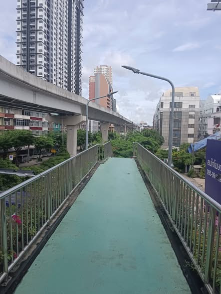 Urbano Absolute Sathon-Taksin