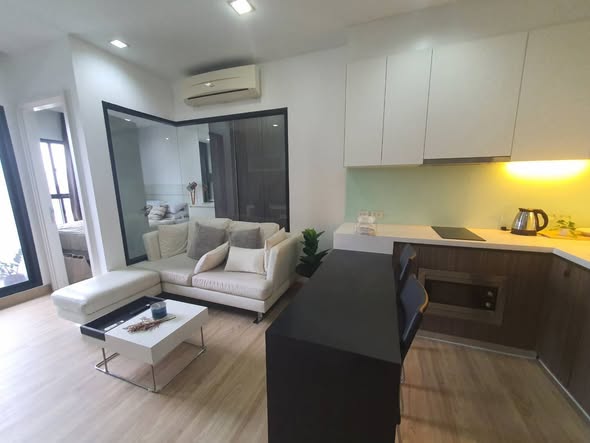 Urbano Absolute Sathon-Taksin