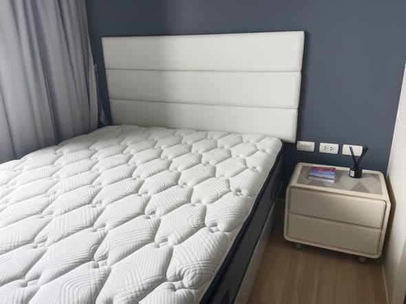Urbano Absolute Sathon-Taksin