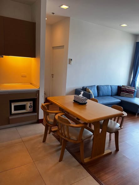 room interior of Vantage Condominium