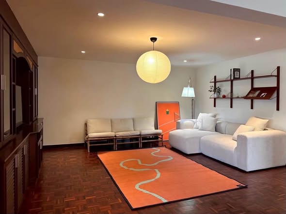 living room and room interior of Via Botani Sukhumvit 47
