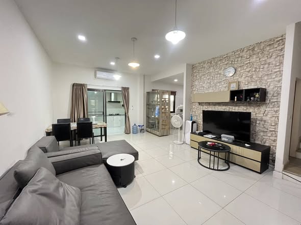 bedroom and living room of Villa Albero Rama 9-Srinakarin