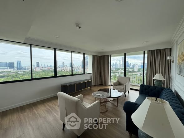 Villa Asoke Condominium