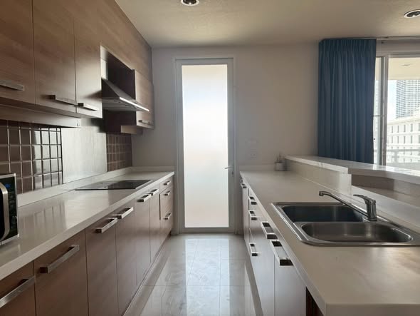 kitchen of Villa Sikhara