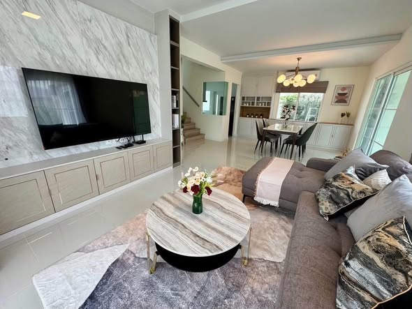 bedroom and living room of Villaggio 3 Srinakarin-Bangna