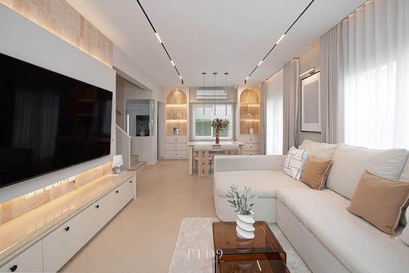 living room and bedroom of Villaggio Srinakarin-Bangna 2