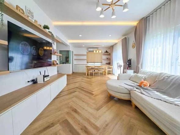 living room and bedroom of Villaggio Srinakarin-Bangna 2