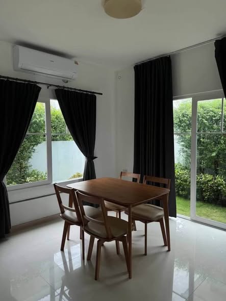 Villaggio Srinakarin