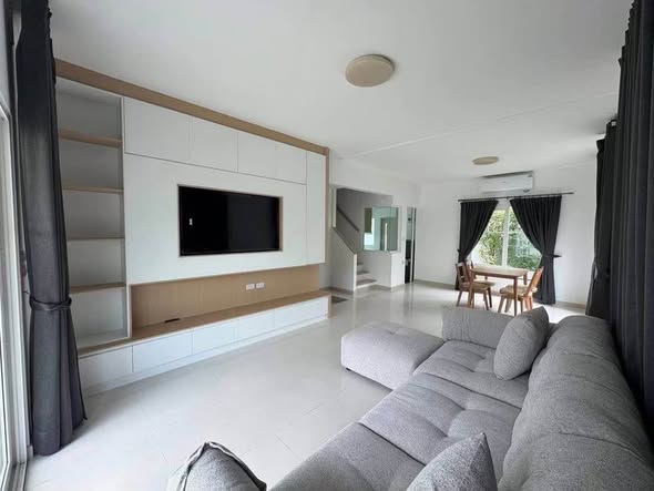 living room and bedroom of Villaggio Srinakarin
