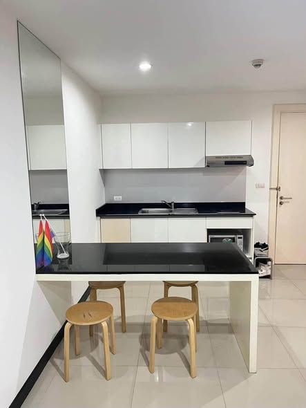 Voque Sukhumvit 16 Residential Condominium