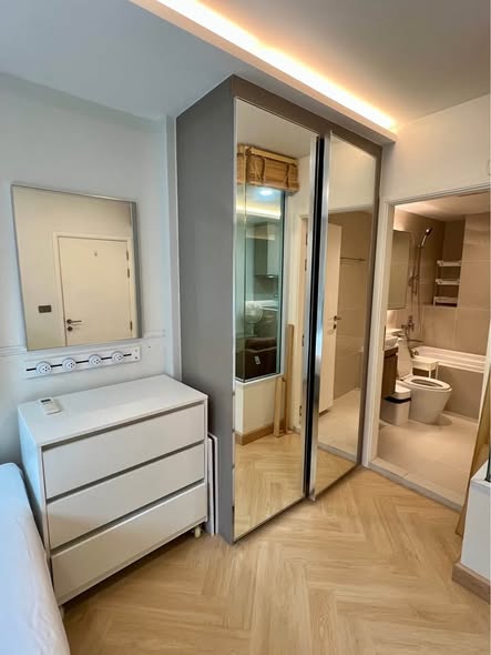 bedroom and room interior of VTARA36 Condominium
