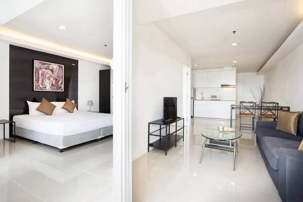 bedroom of Waterford Diamond Tower