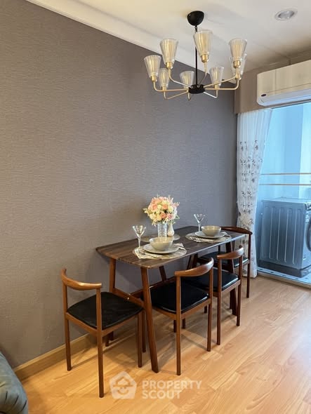 room interior of Waterford Diamond Tower