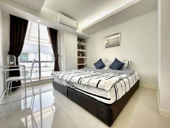 bedroom of Waterford Sukhumvit 50