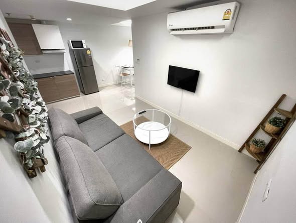 living room of Waterford Sukhumvit 50